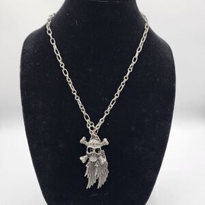 Silver tone skull & crossbones necklace